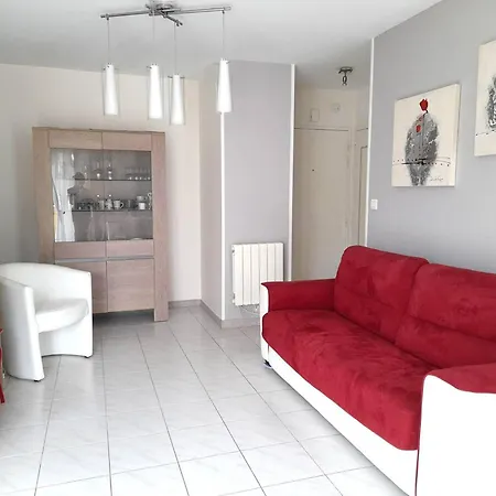 Pres De La Avec Garage Et Terrasse - Ideal Pour Famille Et Amis - Fr-1-392-233 Apartment
